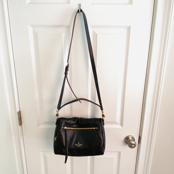 Kate Spade Crossbody Purse Devin Cobble Hill Black Handbag Black Foldover EUC - Picture 1 of 10